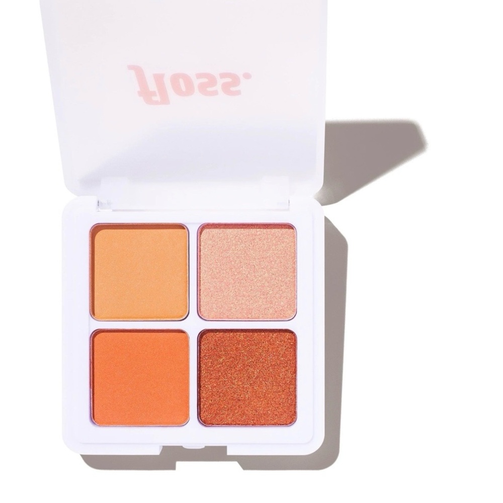 Floss Eyeshadow Squad in Just Peachy .24 OZ